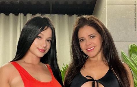 madre e hija en onlyfans|Locura total en OnlyFans con los contenidos de una madre e hija。